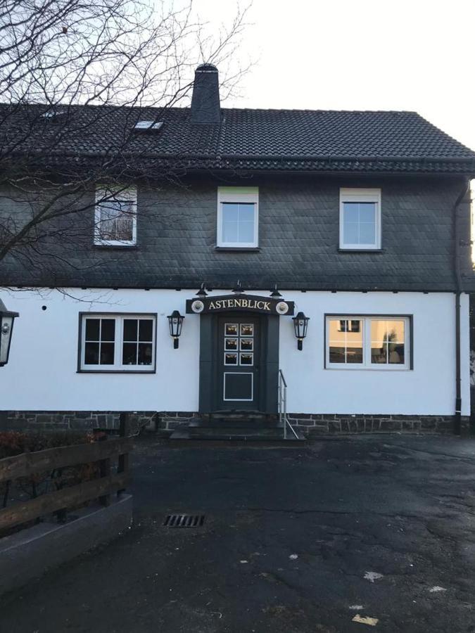 Вилла Ferienhaus Astenblick - Ideal Fuer Weihnachtsfeiern Und Familienfeiern Bietet Schlafplaetze Fuer Bis Zu 35 Personen Винтерберг Экстерьер фото